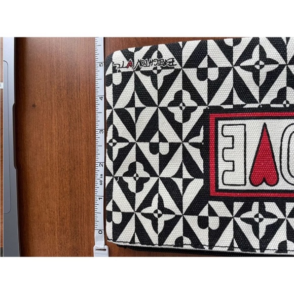 NWOT Brighton Love Pouch Makeup, Documents. Cosmetics, Cards. Travel. Canvas. - Picture 3 of 6